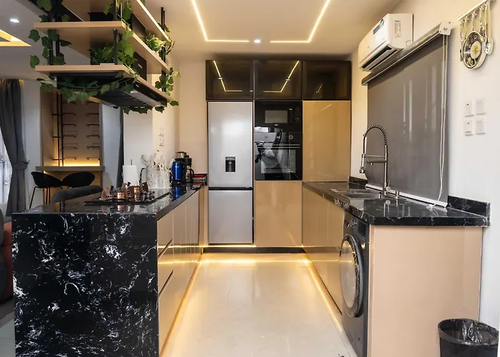Lusso Court